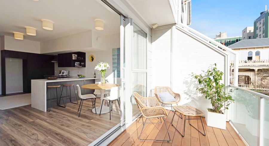  at 242 Victoria Street, Te Aro, Wellington