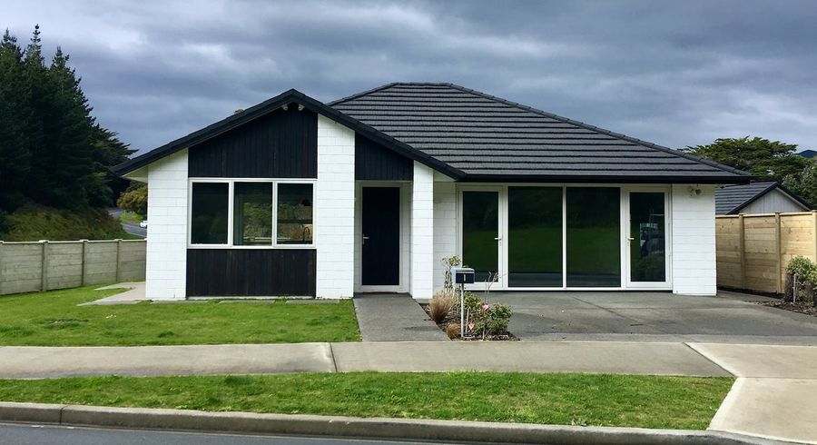  at 1 Tradewinds drive, Whitby, Porirua