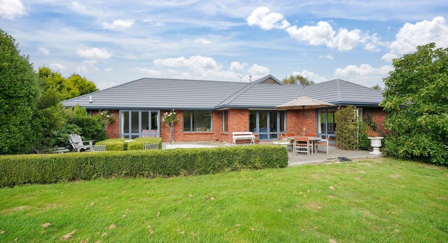  at 25 Spence Avenue, Otatara