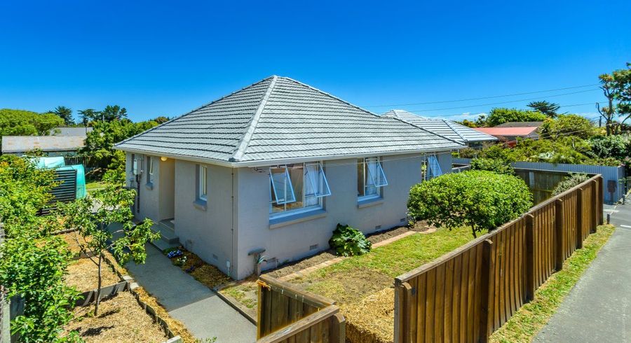  at 318 Pine Avenue, South New Brighton, Christchurch City, Canterbury