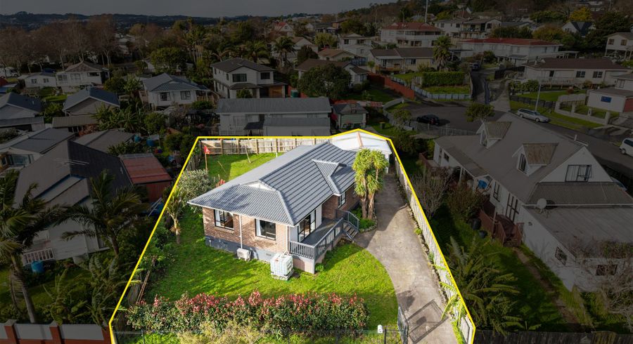  at 61 Charntay Avenue, Clover Park, Manukau City, Auckland