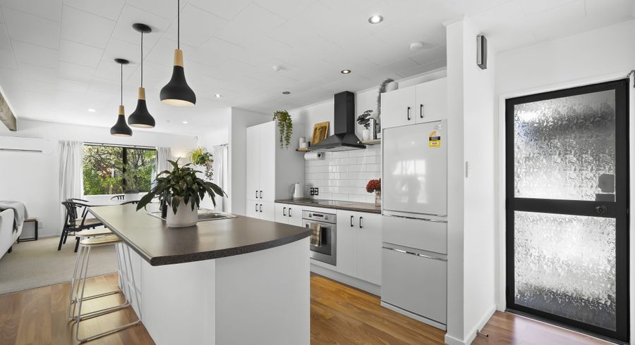  at 10 Bencard Place, Hoon Hay, Christchurch City, Canterbury