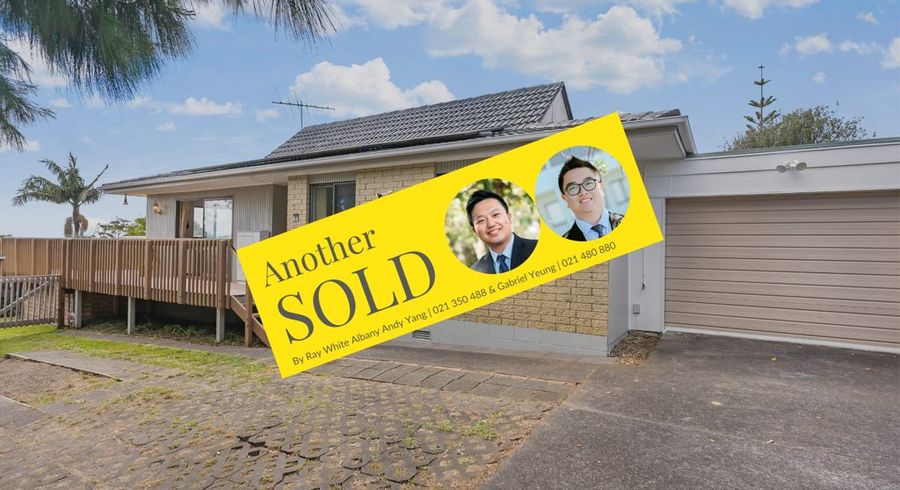  at 2/6 Charmaine Road, Torbay, Auckland