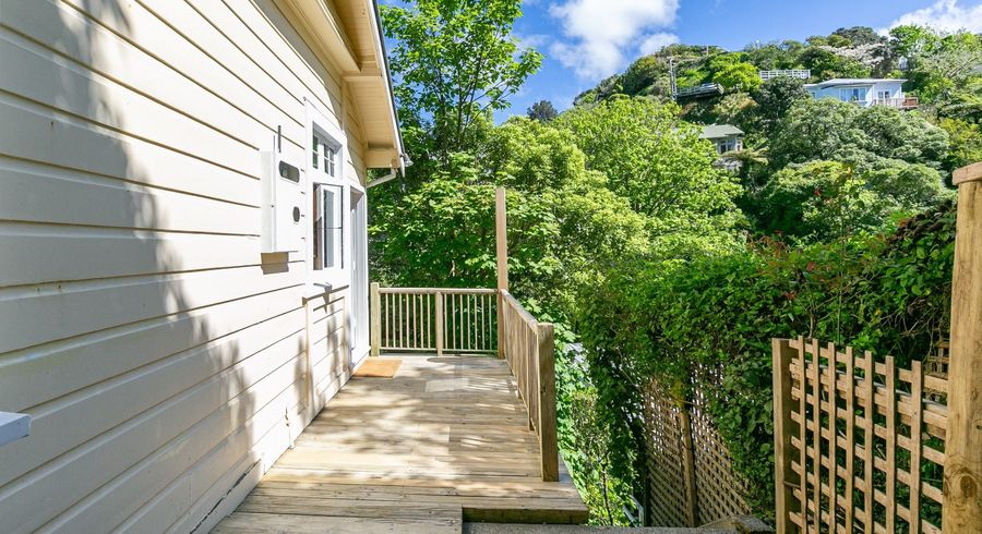  at 6 Governor Road, Northland, Wellington, Wellington