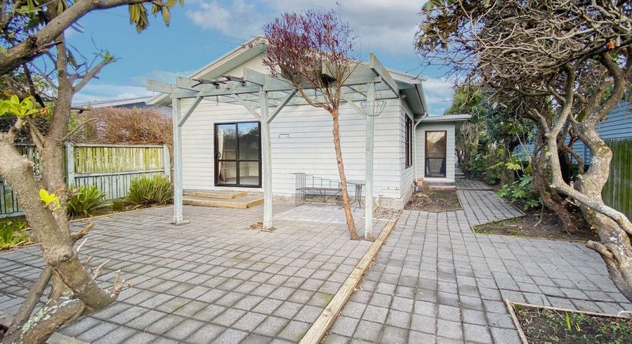  at 70 Martin Avenue, Beckenham, Christchurch City, Canterbury
