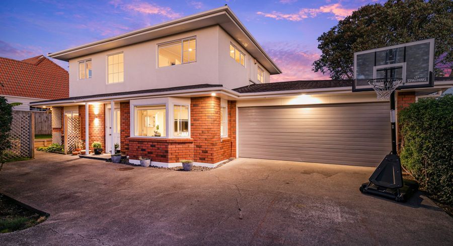 at 2/3 Rangitira Avenue, Takapuna, Auckland