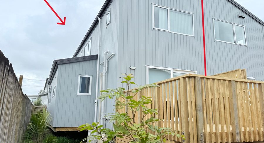  at 20D Edwards Ave, Henderson, Waitakere City, Auckland