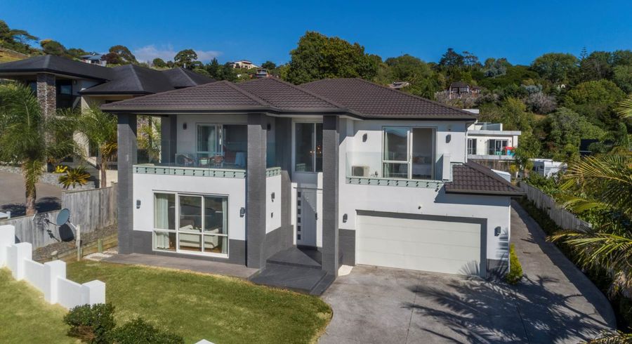  at 27 Kinmont Rise, East Tamaki Heights, Auckland