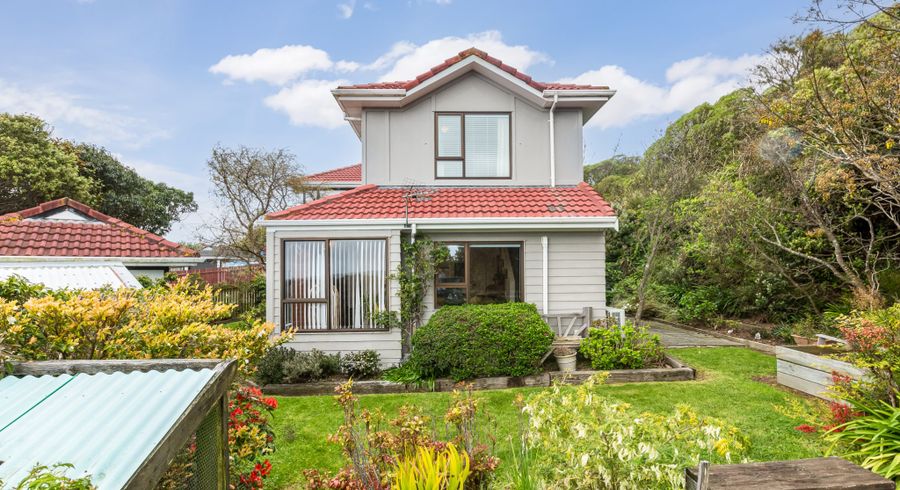  at 7B Coventry Close, Ascot Park, Porirua