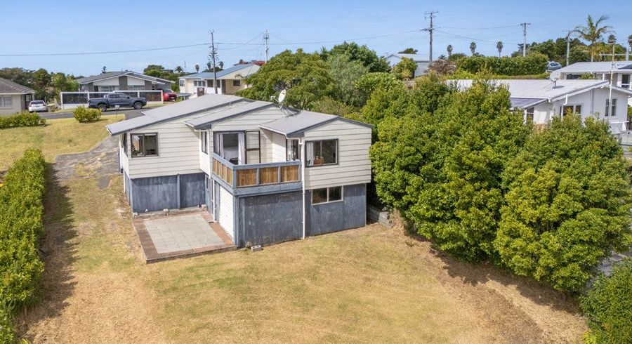  at 22 Moffat Road, Red Beach, Red Beach