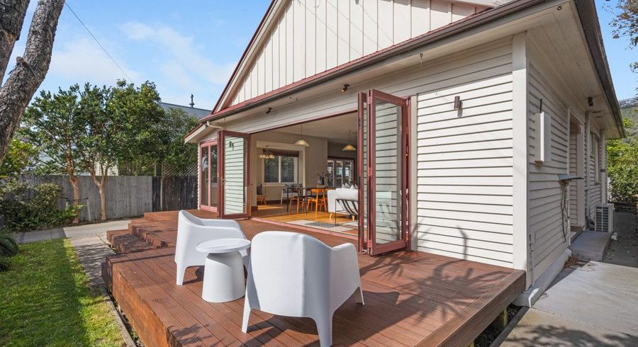  at 23 Hardwicke Street, Sumner, Christchurch