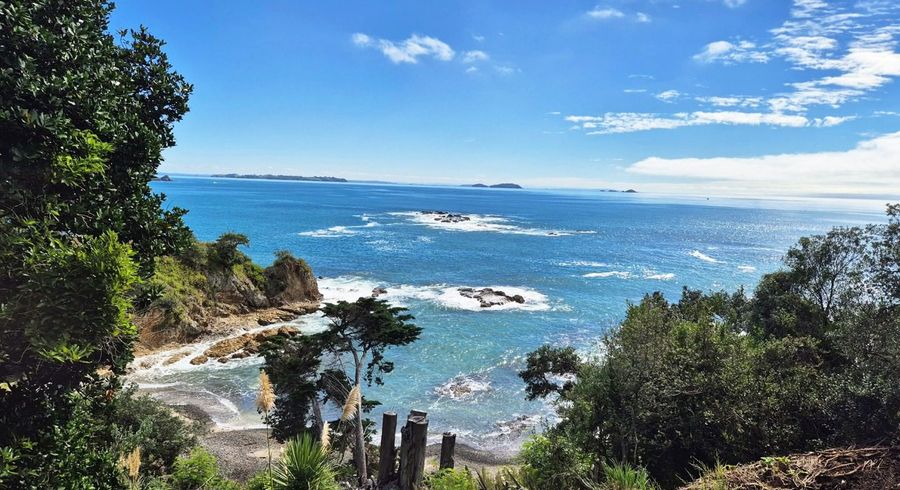  at Enclosure Bay, Waiheke Island, Auckland
