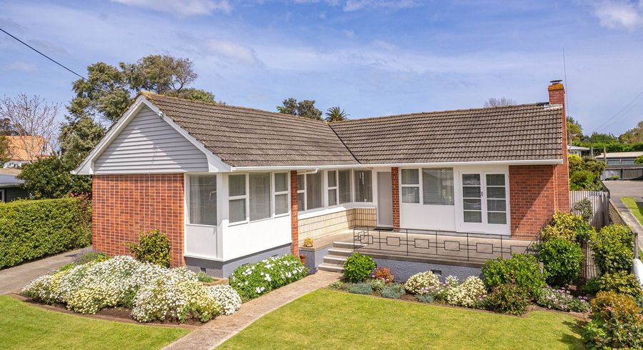  at 46 Hadfield Crescent, College Estate, Whanganui