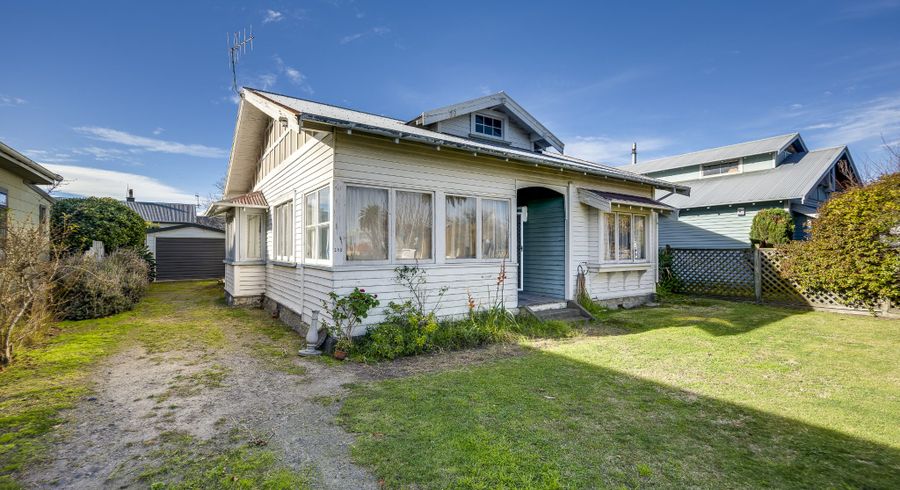  at 135 Georges Drive, Napier South, Napier
