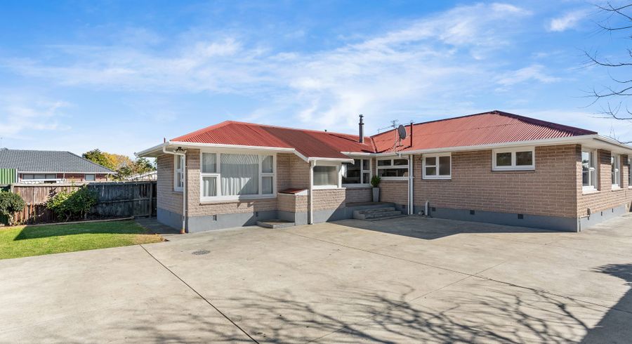  at 2/107 Halswell Road, Hillmorton, Christchurch City, Canterbury