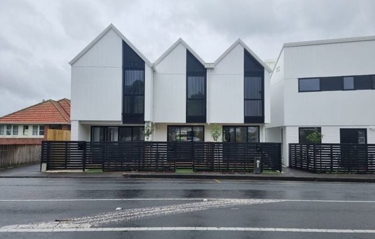  at 3/168 Rosebank Road, Avondale, Auckland City, Auckland