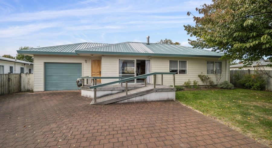  at 1/14 Tamatea Road, Taupo