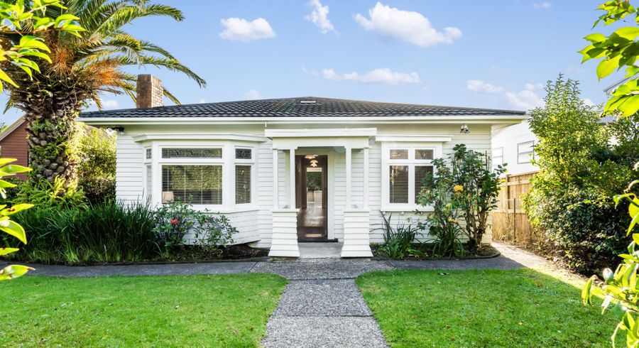  at 2 Worcester Road, Meadowbank, Auckland City, Auckland