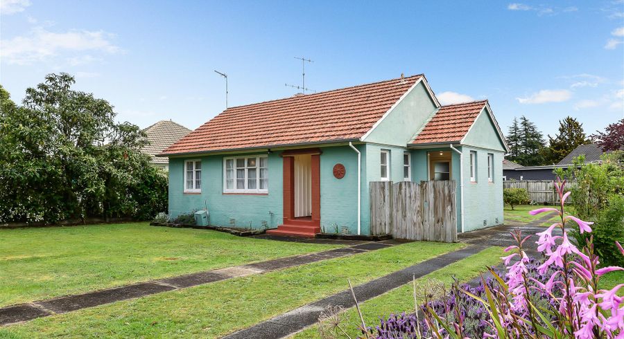 at 5 Galway Avenue, Hamilton East, Hamilton