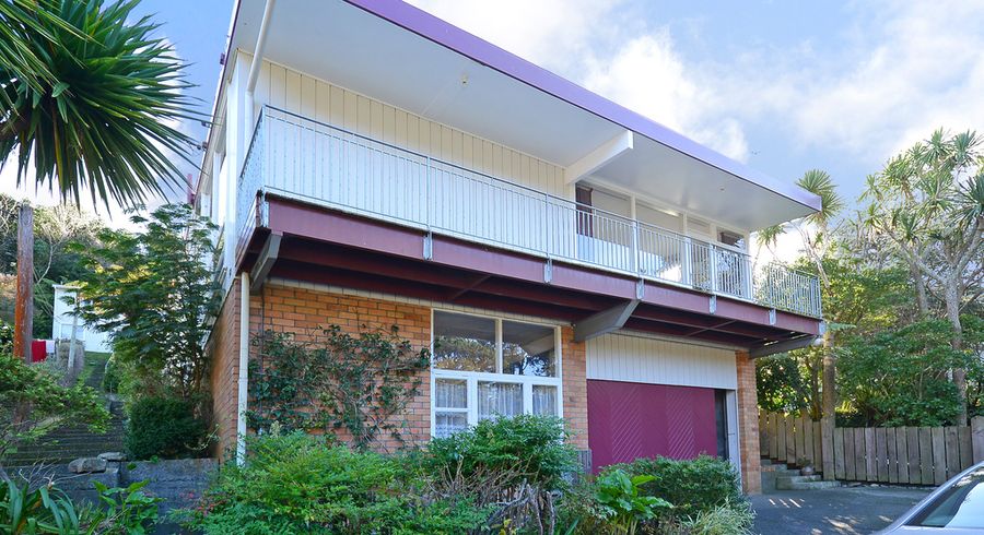  at 52 Glenmore Street, Northland, Wellington