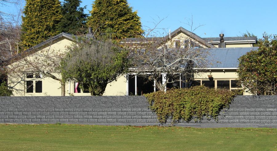  at 124 Flora Road East, Makarewa, Invercargill