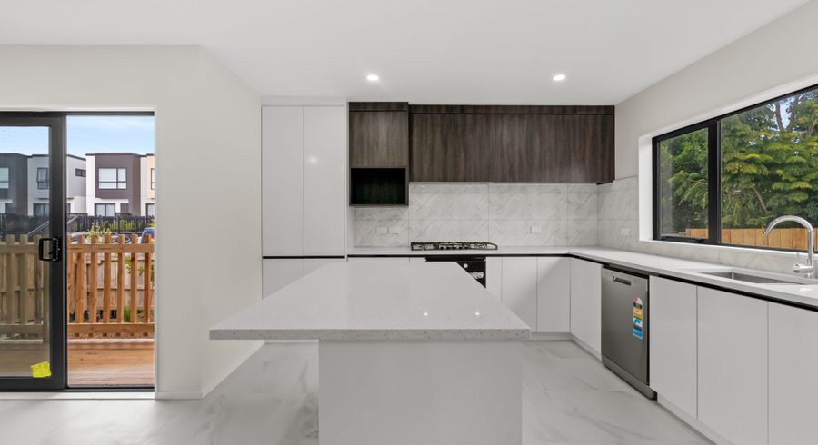  at 4/92 Elliot Street, Pahurehure, Papakura, Auckland