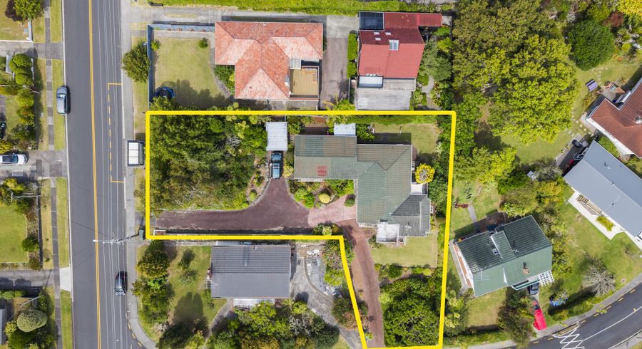  at 71 Ocean View Road, Hillcrest, Auckland