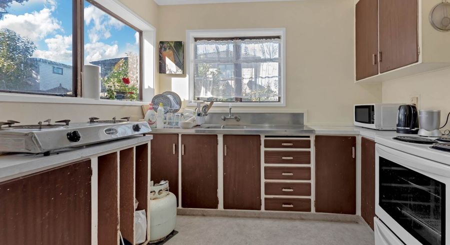  at 2/36 Kimpton Road, Papatoetoe, Auckland