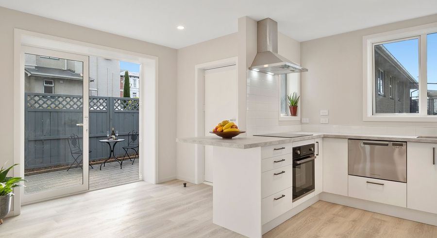  at 9/53 Manor Place, Dunedin Central, Dunedin