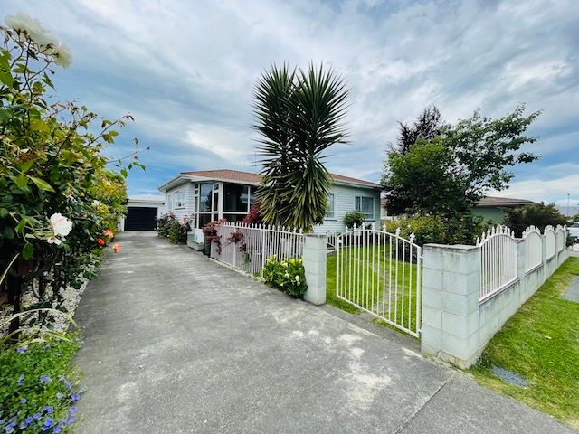  at 146 Gloucester Street, Taradale, Napier