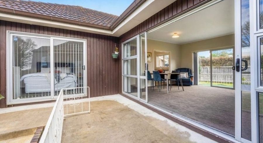  at 25 Laurie Avenue, Papakura, Papakura, Auckland