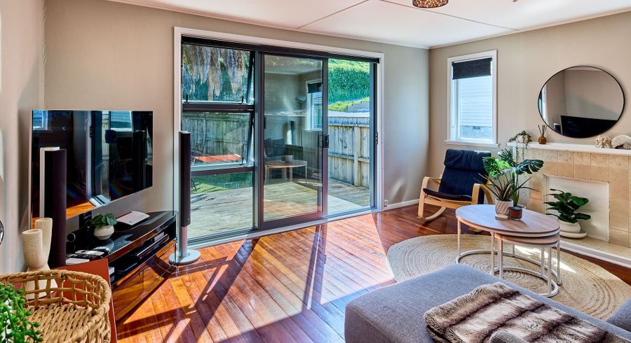  at 316 Main Road, Tawa, Wellington, Wellington