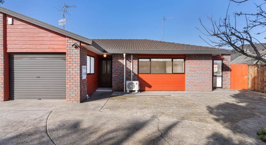  at 2/831A Manukau Road, Royal Oak, Auckland City, Auckland