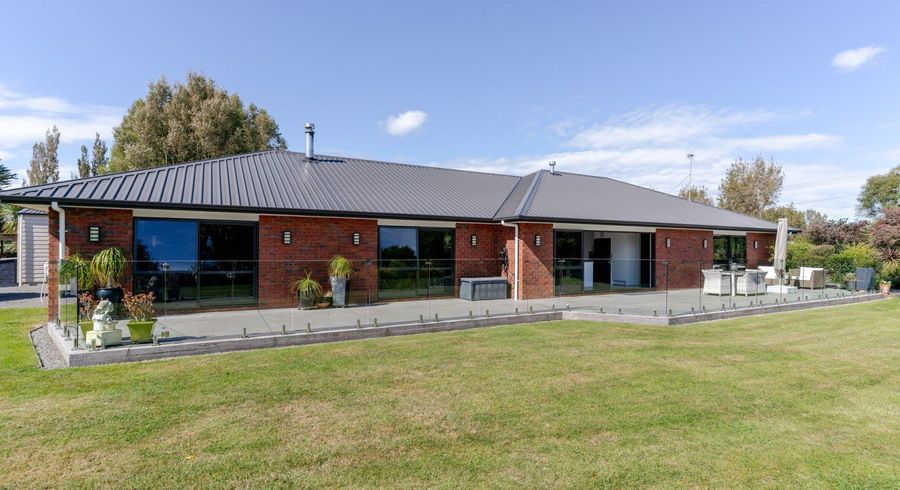  at 17 Cemetery Road, Sanson, Manawatu, Manawatu / Whanganui