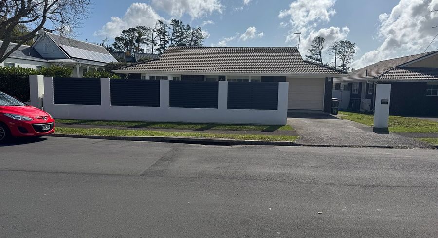 at 1 Culdaff Place, Mount Roskill, Auckland City, Auckland