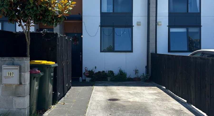  at 107 Te Aparangi Road, Takanini, Papakura, Auckland