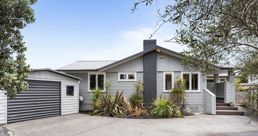  at 14 Sylvia Road, Hillcrest, Auckland