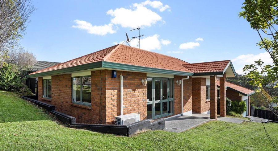  at 27 Carling Avenue, Massey, Waitakere City, Auckland
