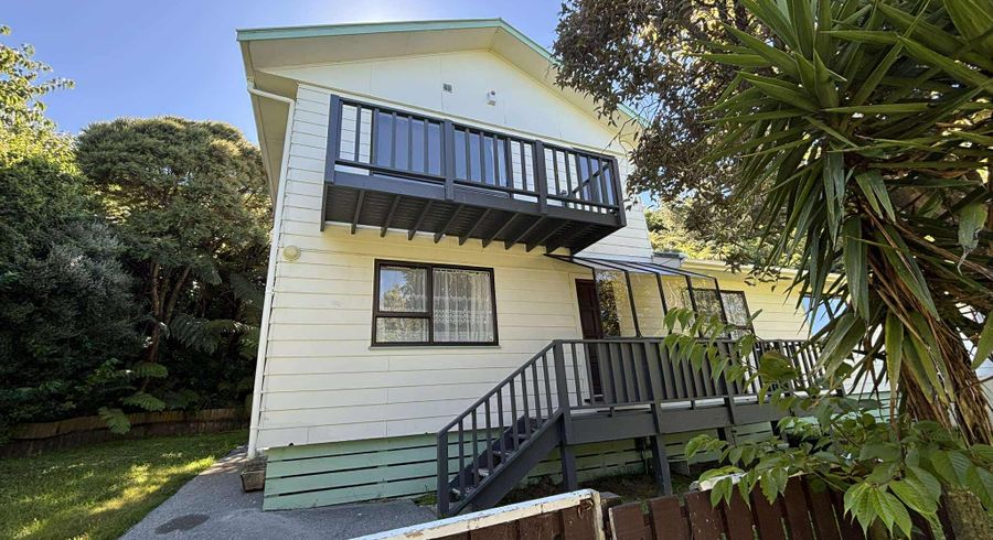  at 1/11 Invercargill Drive, Kelson, Lower Hutt