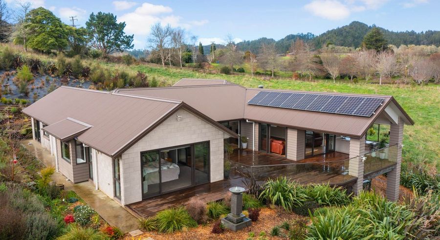  at 82 Axtens Road, Bombay