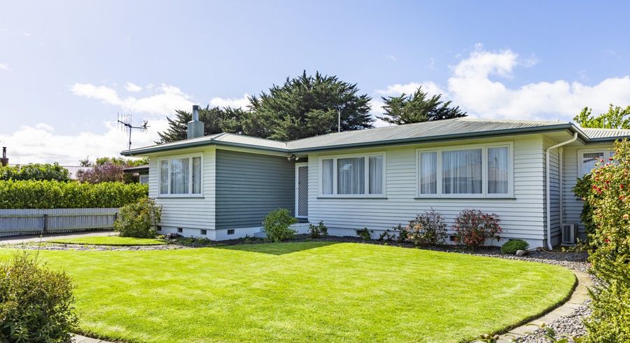  at 15 Exeter Crescent, Pirimai, Napier