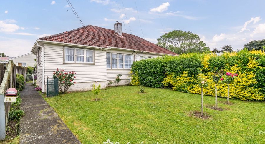 at 161 Whites Line East, Waiwhetu, Lower Hutt, Wellington