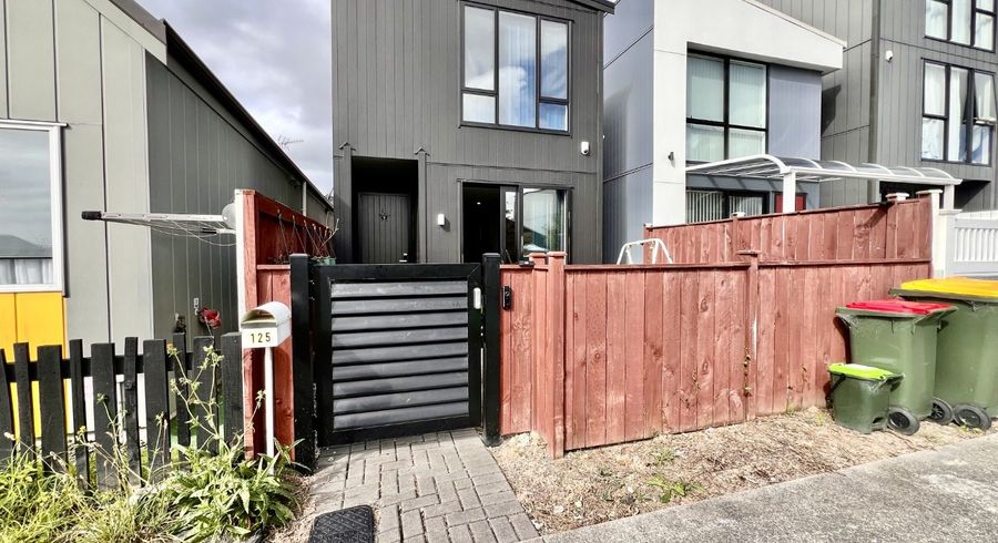  at 125 Tarapuka Road, Westgate, Auckland