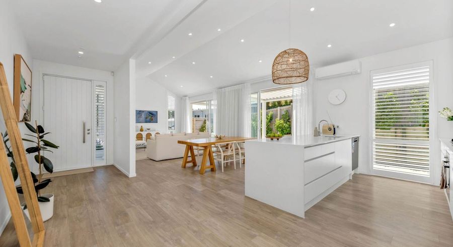 at 16 Arthur Wright Place, Maraetai, Auckland