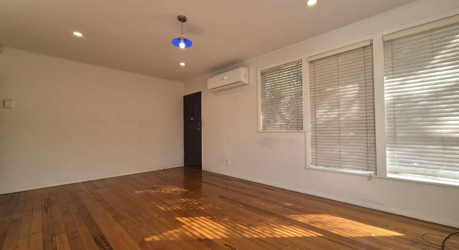  at 194 Pilkington Road, Point England, Auckland City, Auckland