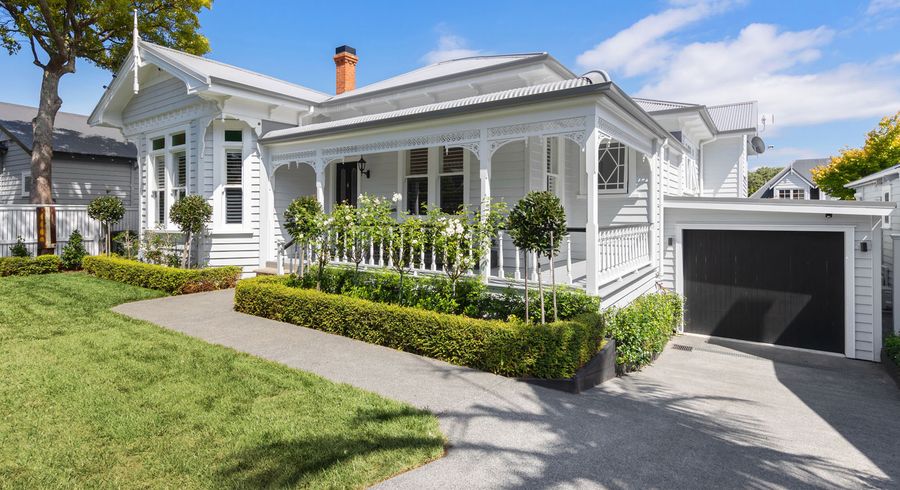  at 9 Ashton Road, Mount Eden, Auckland