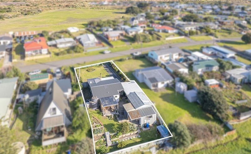  at 28 Wainui Street, Koitiata