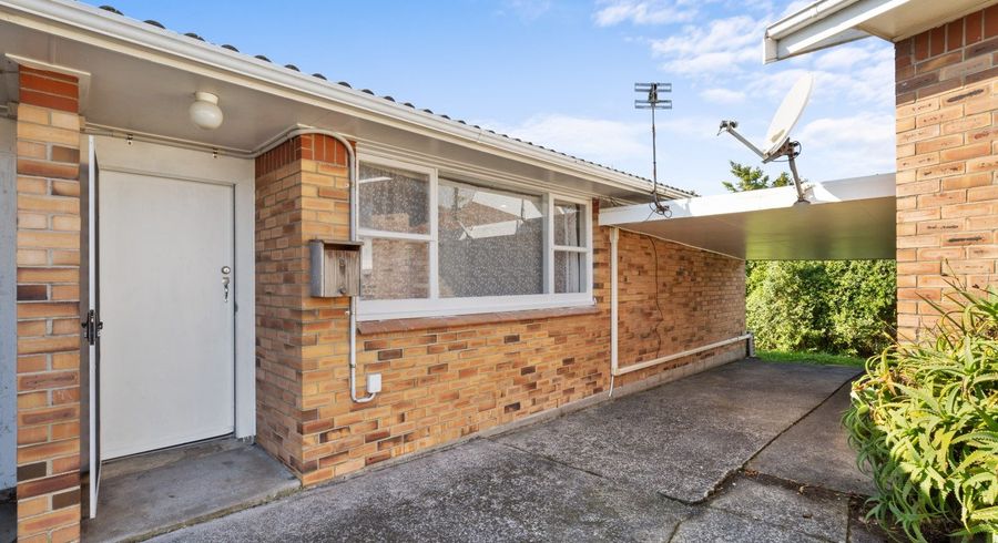  at 9/85 Edmonton Road, Henderson, Waitakere City, Auckland
