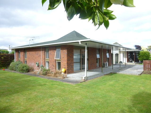  at 0 , Waikanae