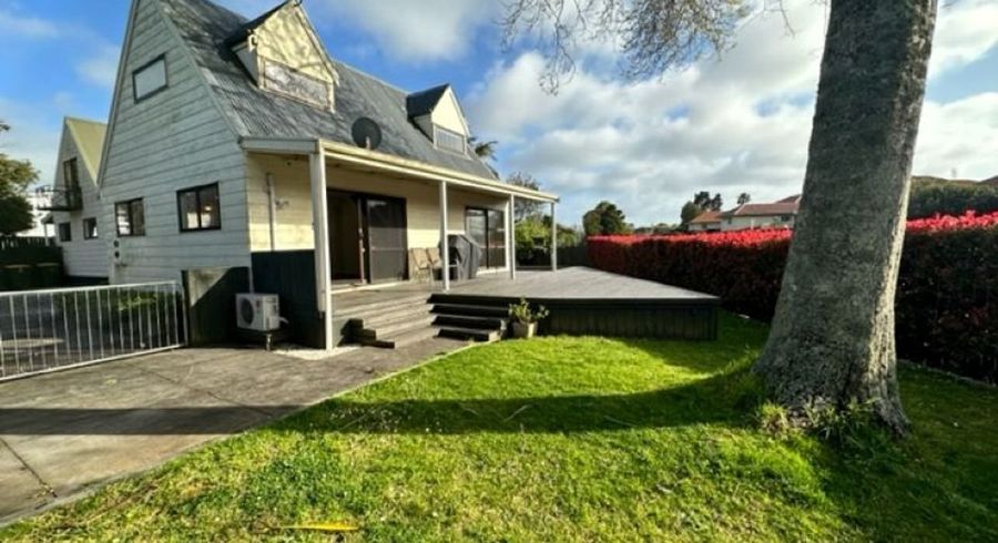  at 2/40 Mirrabooka Avenue, Botany Downs, Manukau City, Auckland